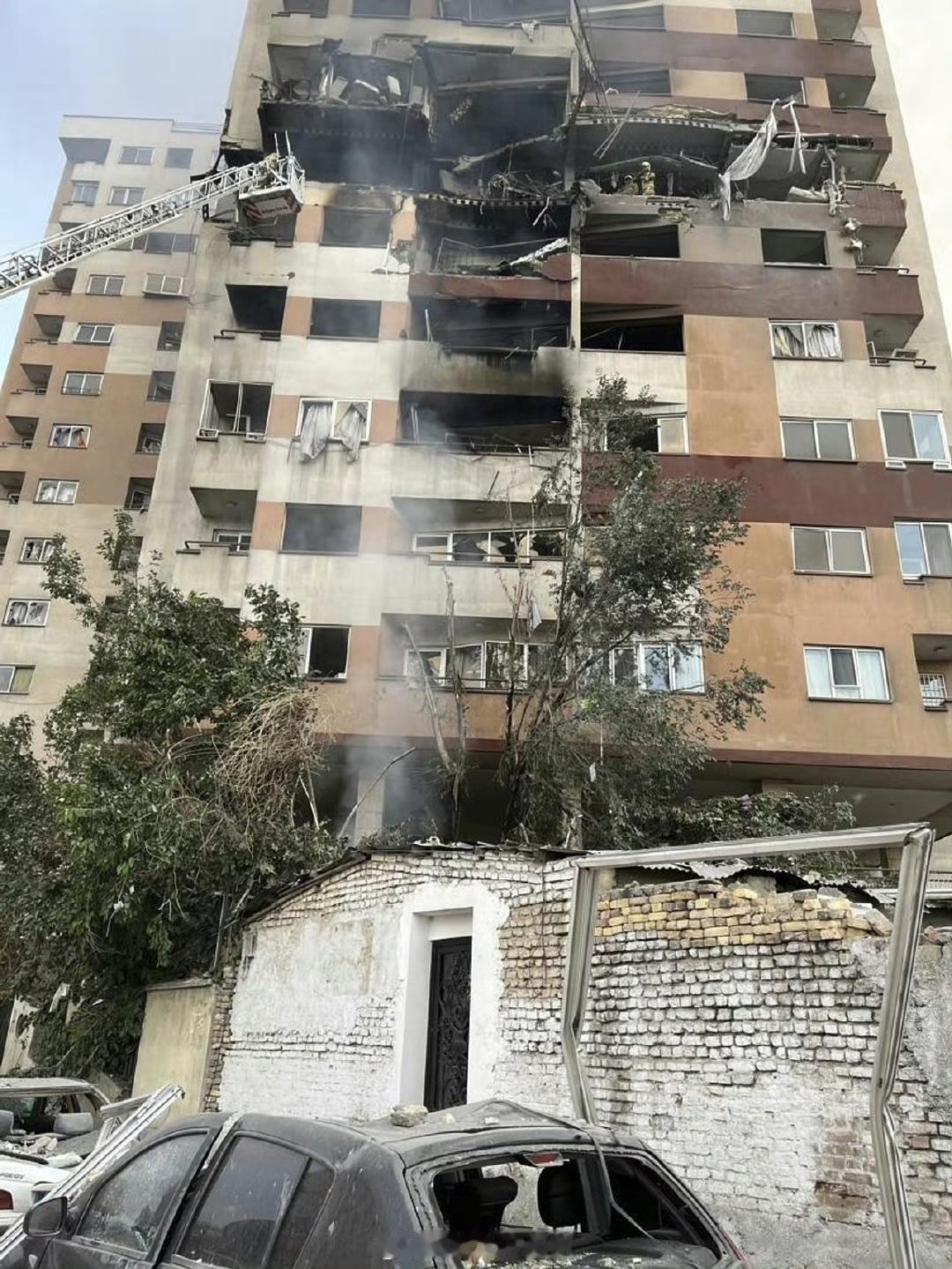 【琅河财经】对于当下的乱世来说，武器、黄金、重要矿产，还有粮食、化肥等，都是极其