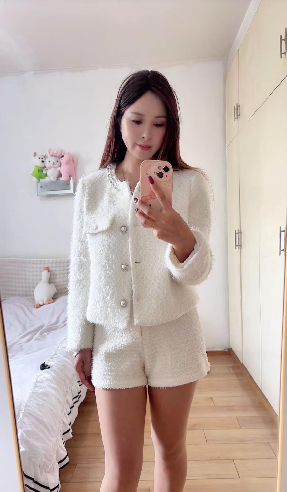 四川绵阳人，88年，37岁，离异11年。会做家常菜，不抽烟、不打游戏、不去夜店，