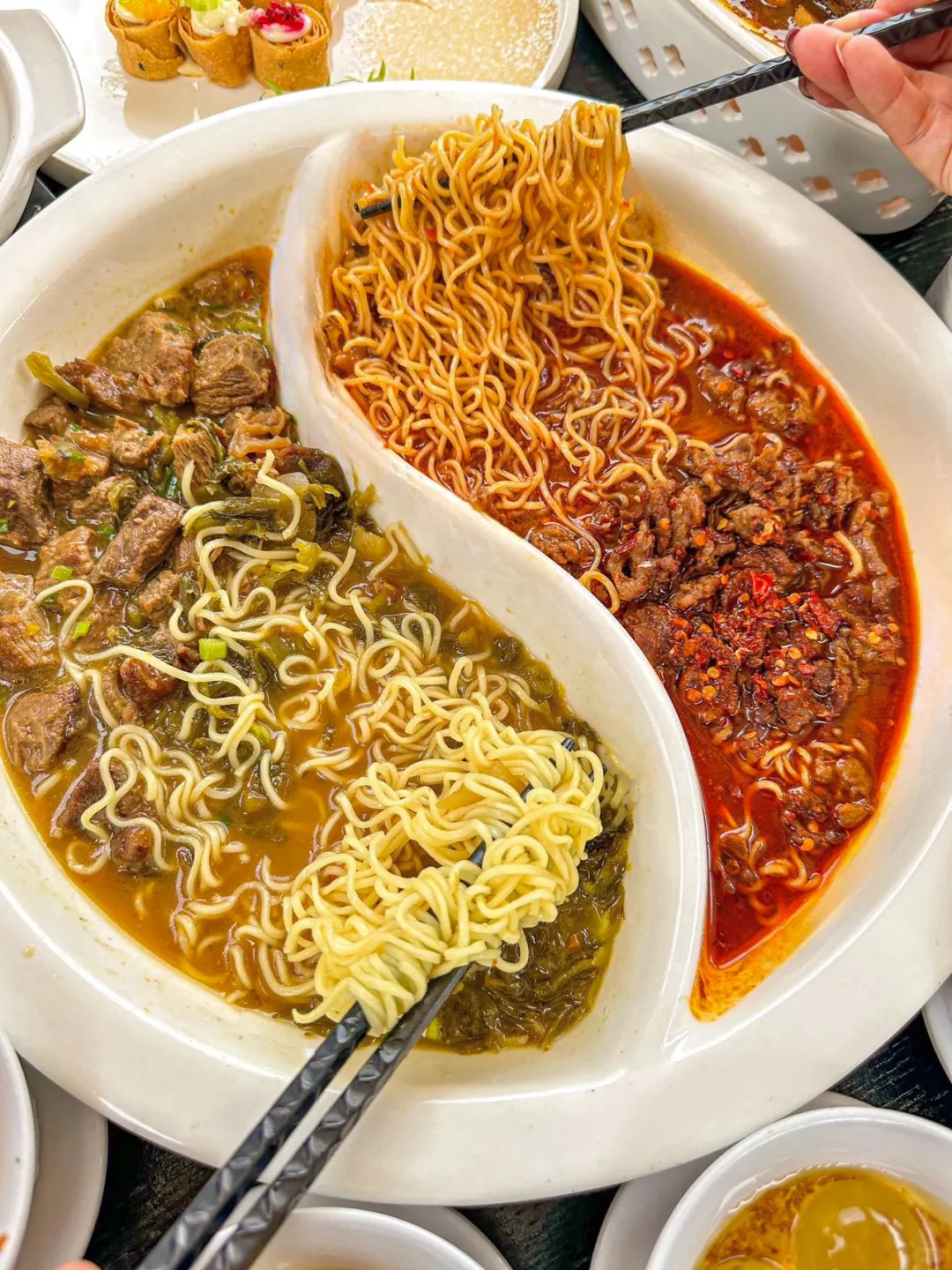在宁波！吃上了双椒太极牛肉面！好香啊…