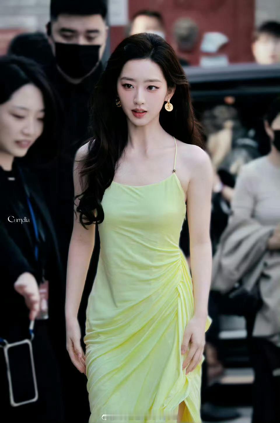 李兰迪，邓恩熙今日范思哲活动🈶哎呀兰迪啊唉 