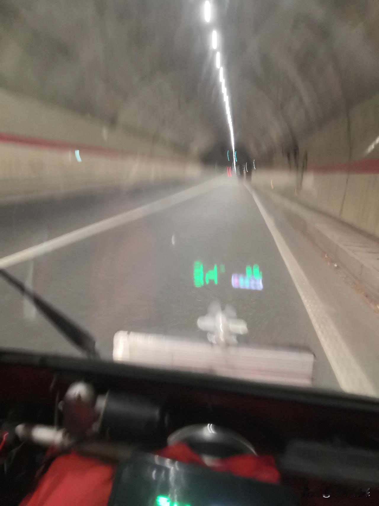四川的天气真的闷热吗？说实在的还是很热的，这张图片中说的资阳市地表温度真的很高吗