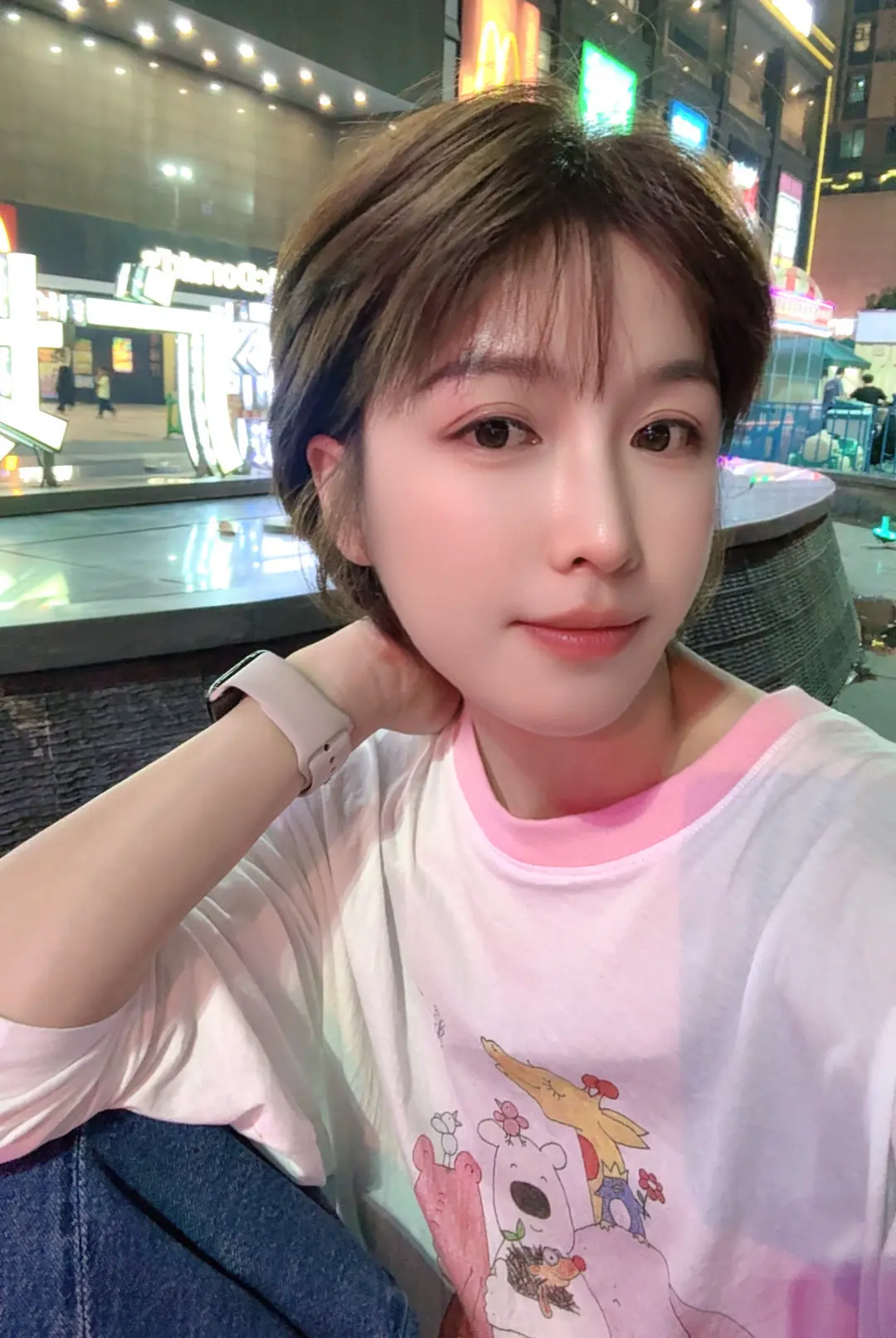 突然心疼自己，明明已经很努力了，别人就依然看不见你的付出，一路走来，不...