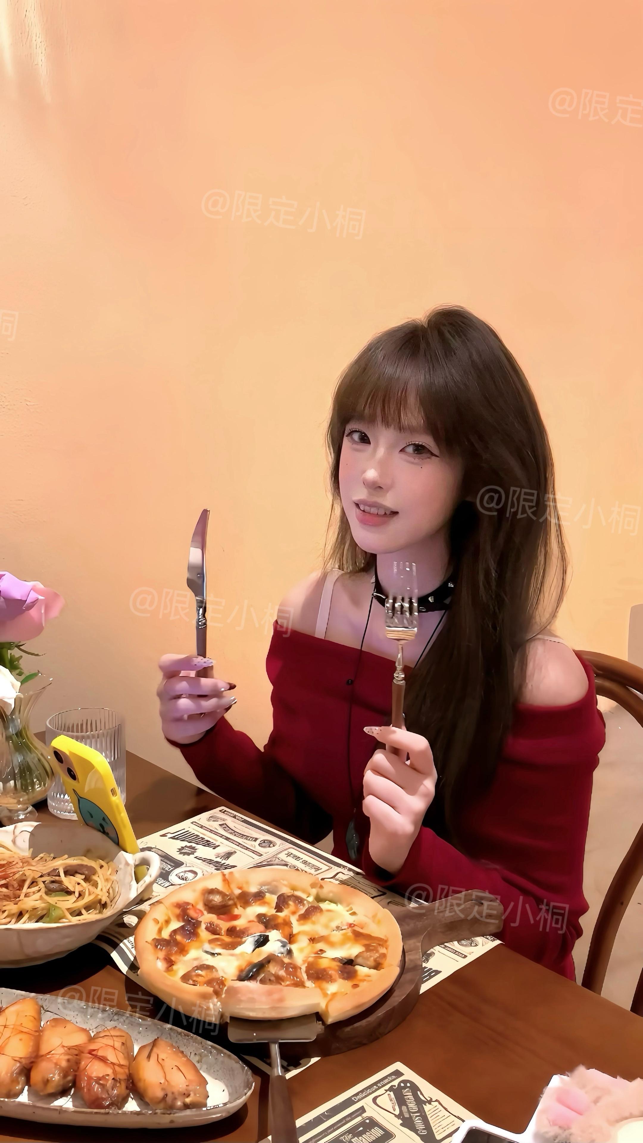 我的小肩膀永远给你靠៸៸᳐⦁⩊⦁៸៸᳐ ੭ﾞ