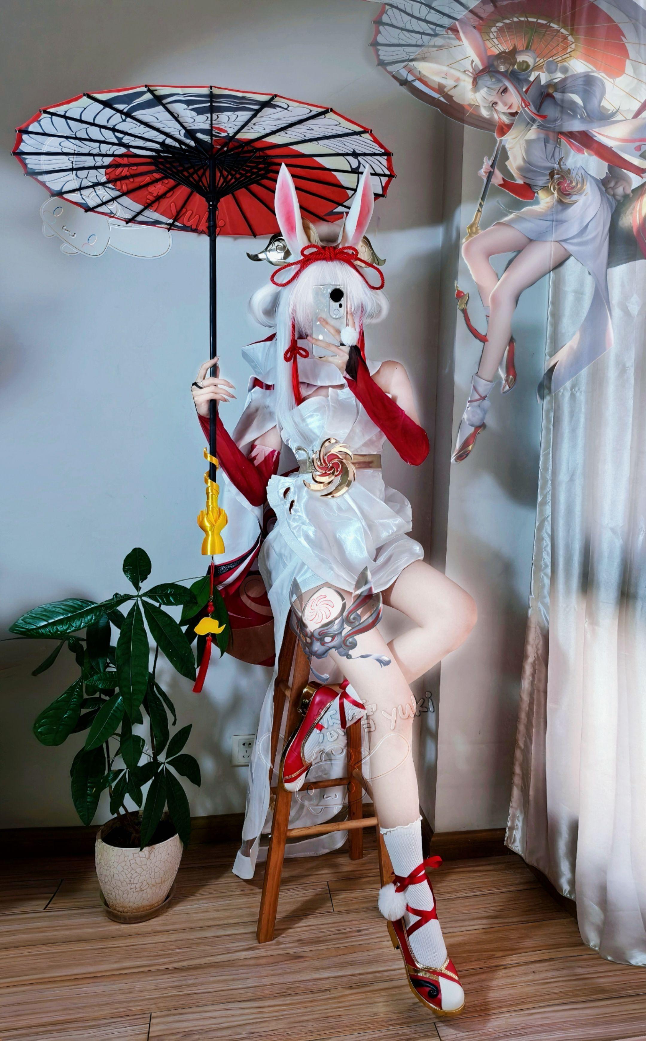 情刀恨戈难敌她一伞回眸。公孙离祈雪灵祝阿离