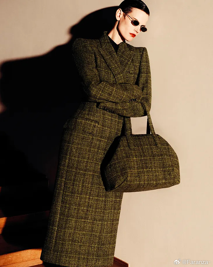 Mugler Pre-Fall 2026 Campaign 摄影：Rafael 