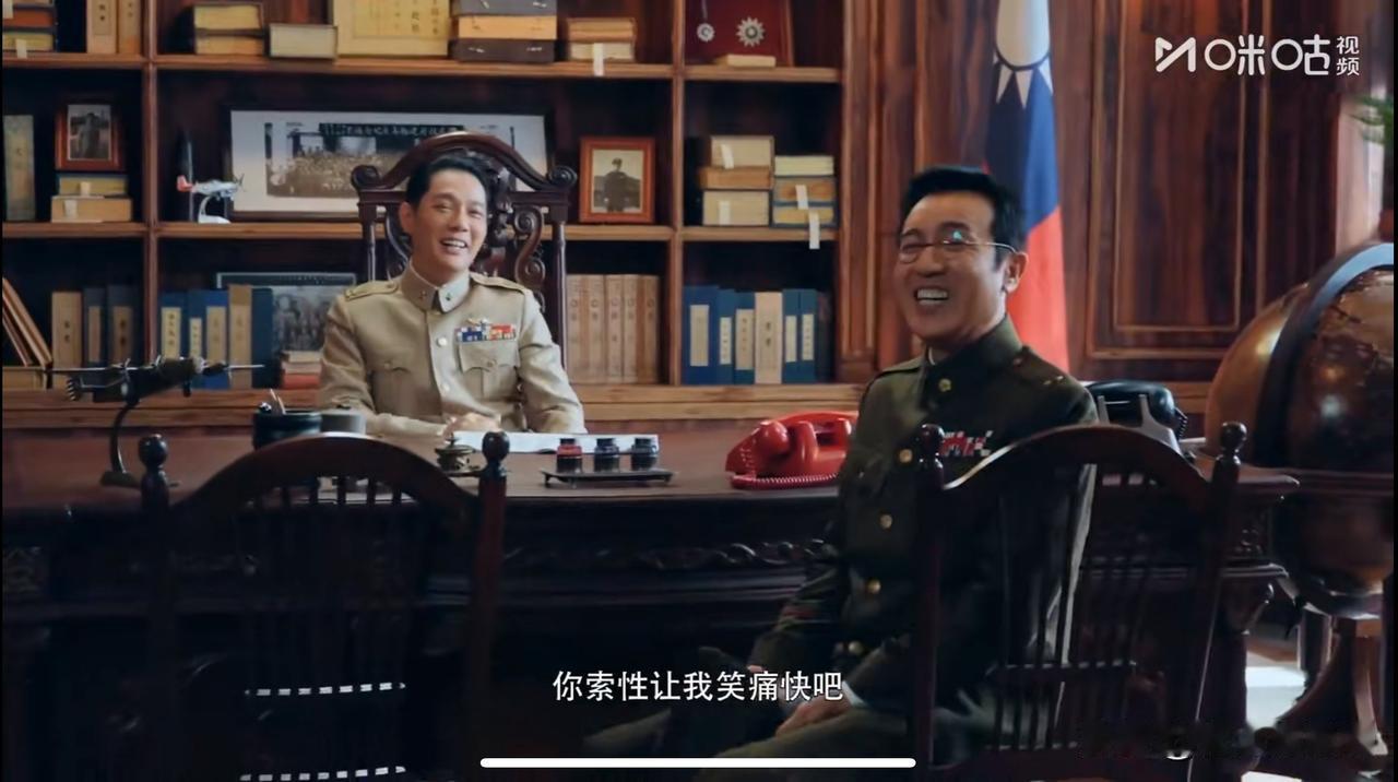 有的观众看到这些花絮觉得无法接受，认为这是对先烈的不敬，而我恰恰相反，反而觉得很