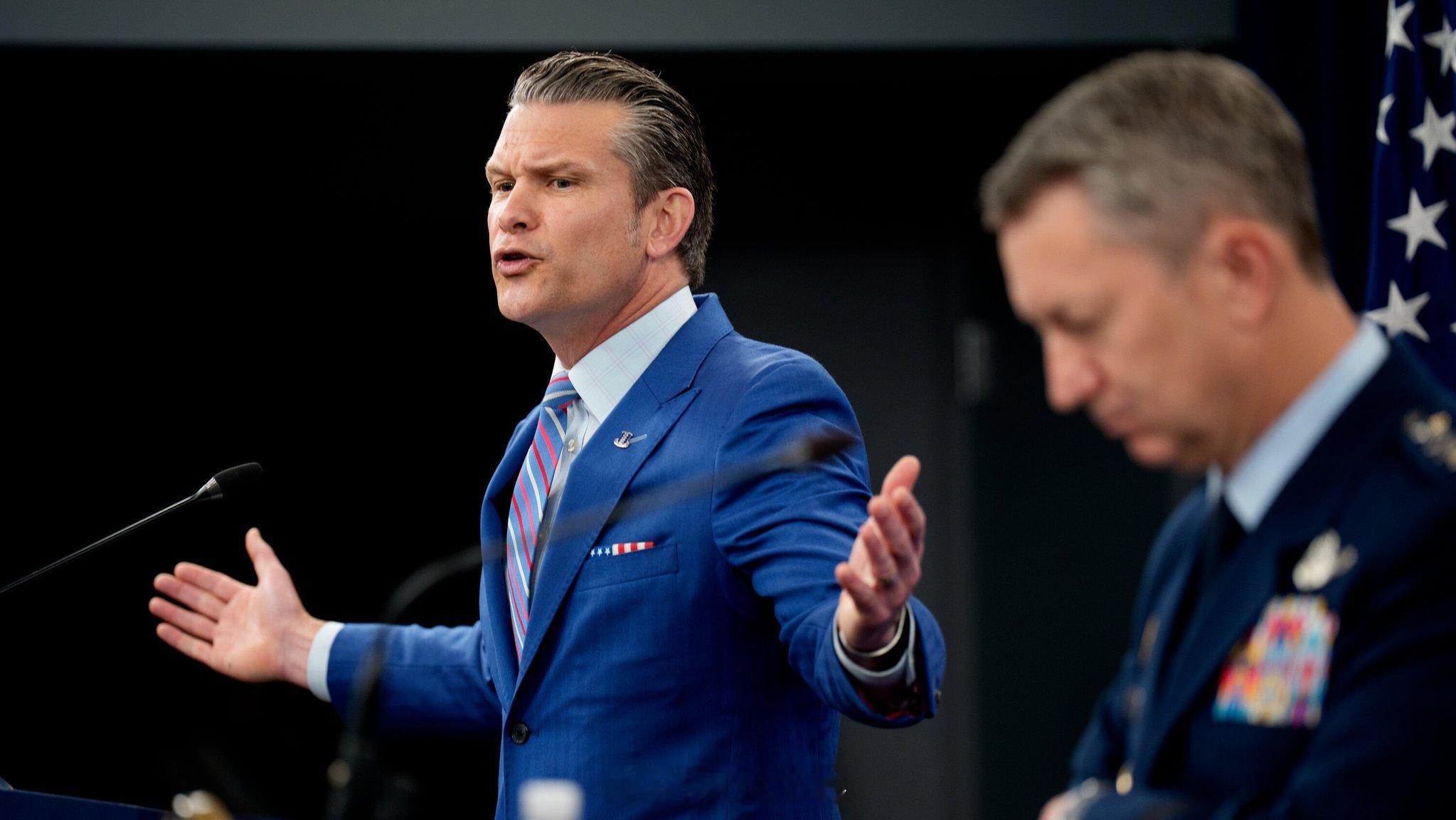 美军方计划大幅调整指挥架构。美国五角大楼领导层正考虑对美军指挥架构进行重大改革，