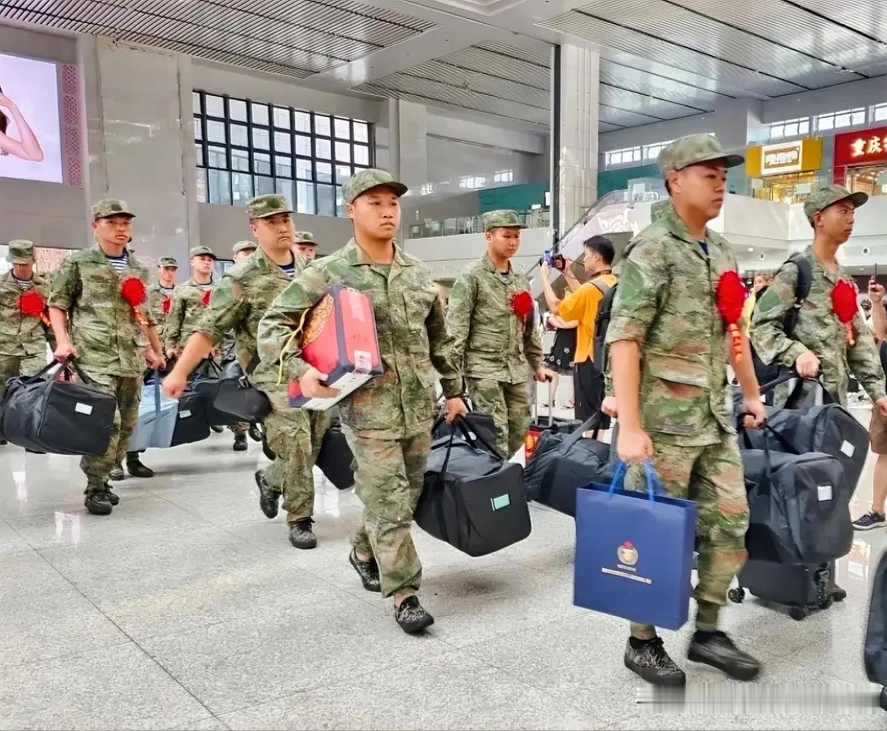 拒服兵役也要处罚，江西南丰县处罚了一个人，拒绝服兵役。
情况是这样的，张某某，南