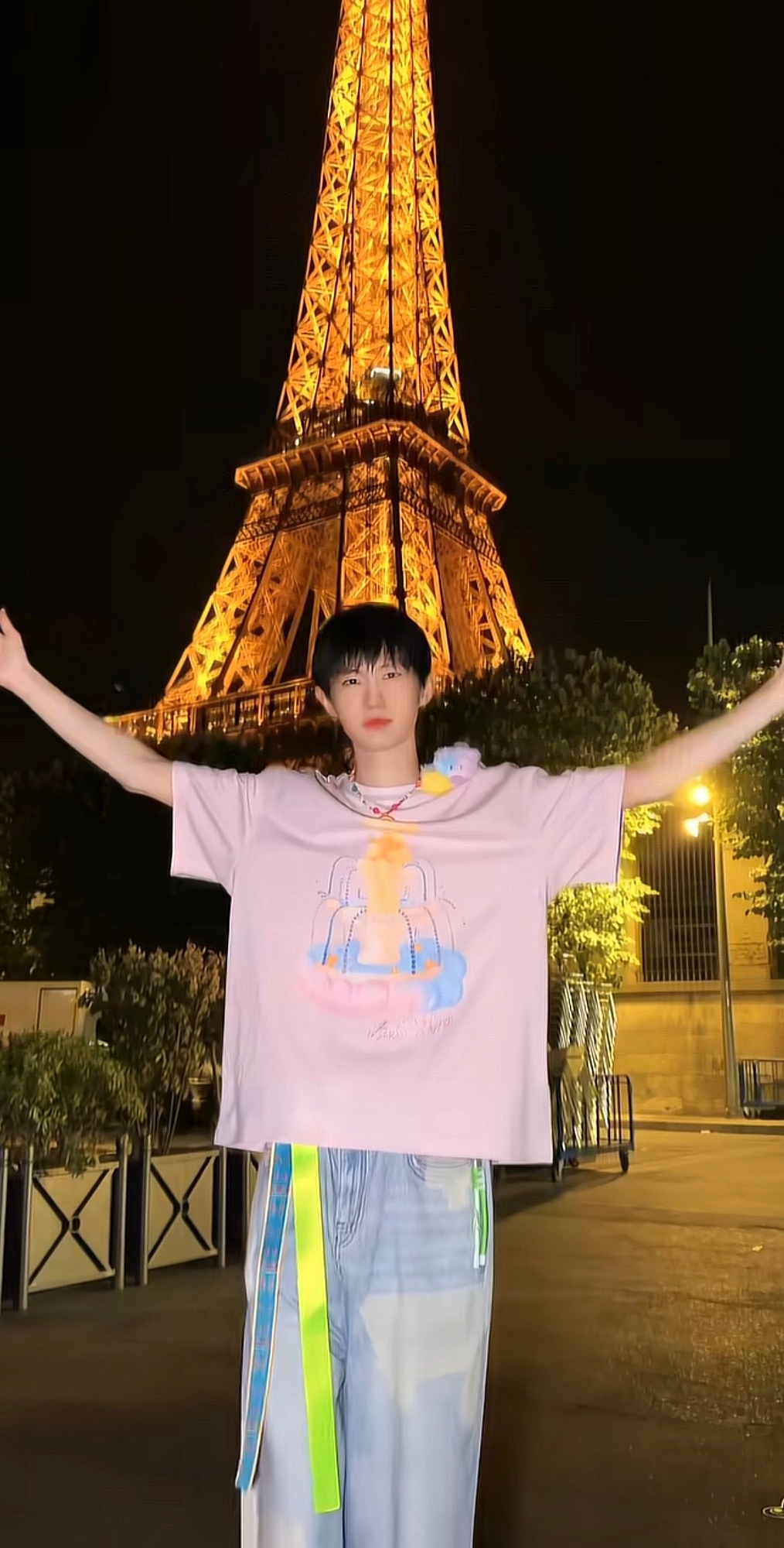 世界是你的👐🏻 