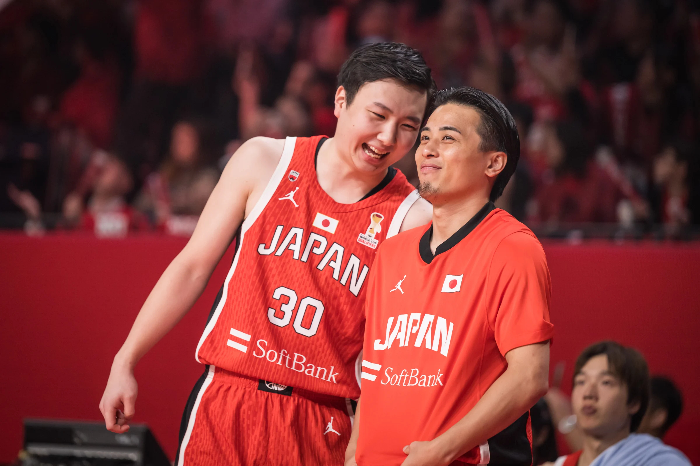 富永启生这小子真是戏精上身了！中国男篮vs日本男篮