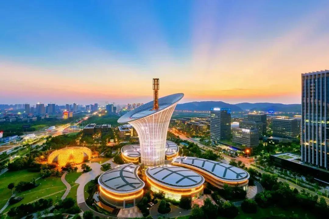 大江大湖大武汉，现在已经有1380.91万的常住人口，对于大城市的人口吸引力来说