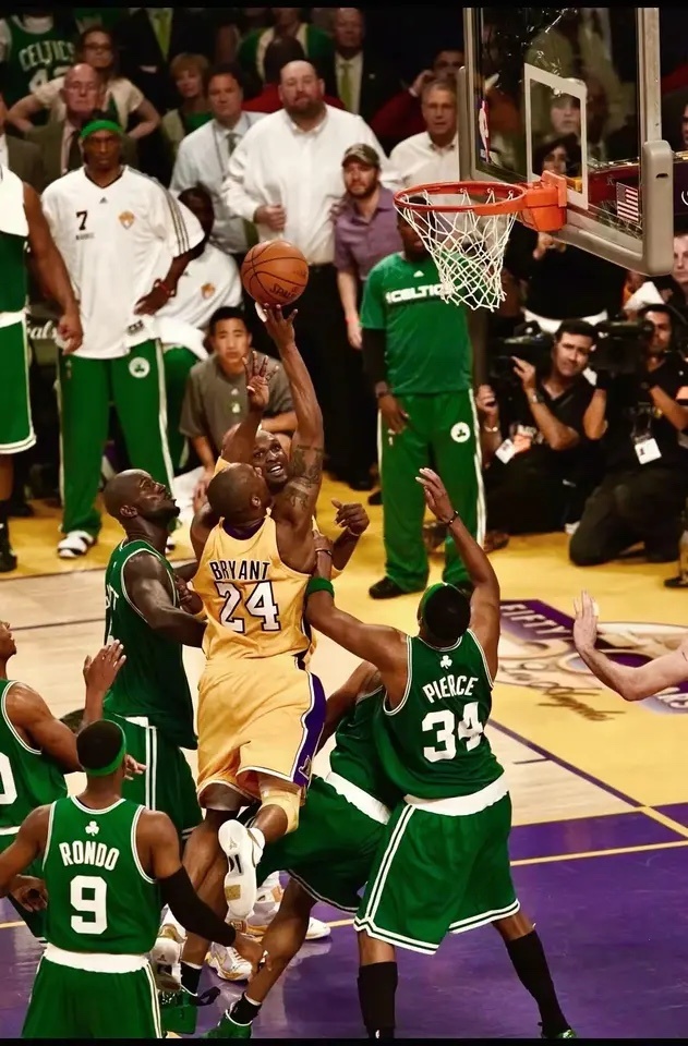 连逆风翻盘的勇气都没有，那算什么超巨？Kobe Bryant💜💛科比Kobe