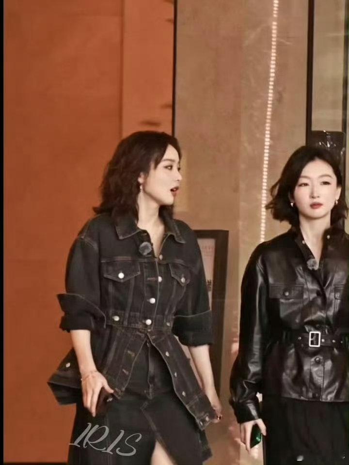 高叶是周冬雨的恋恋不忘周冬雨珍藏十几年温暖，高叶的贴心照料，成了她心头的恋恋不忘