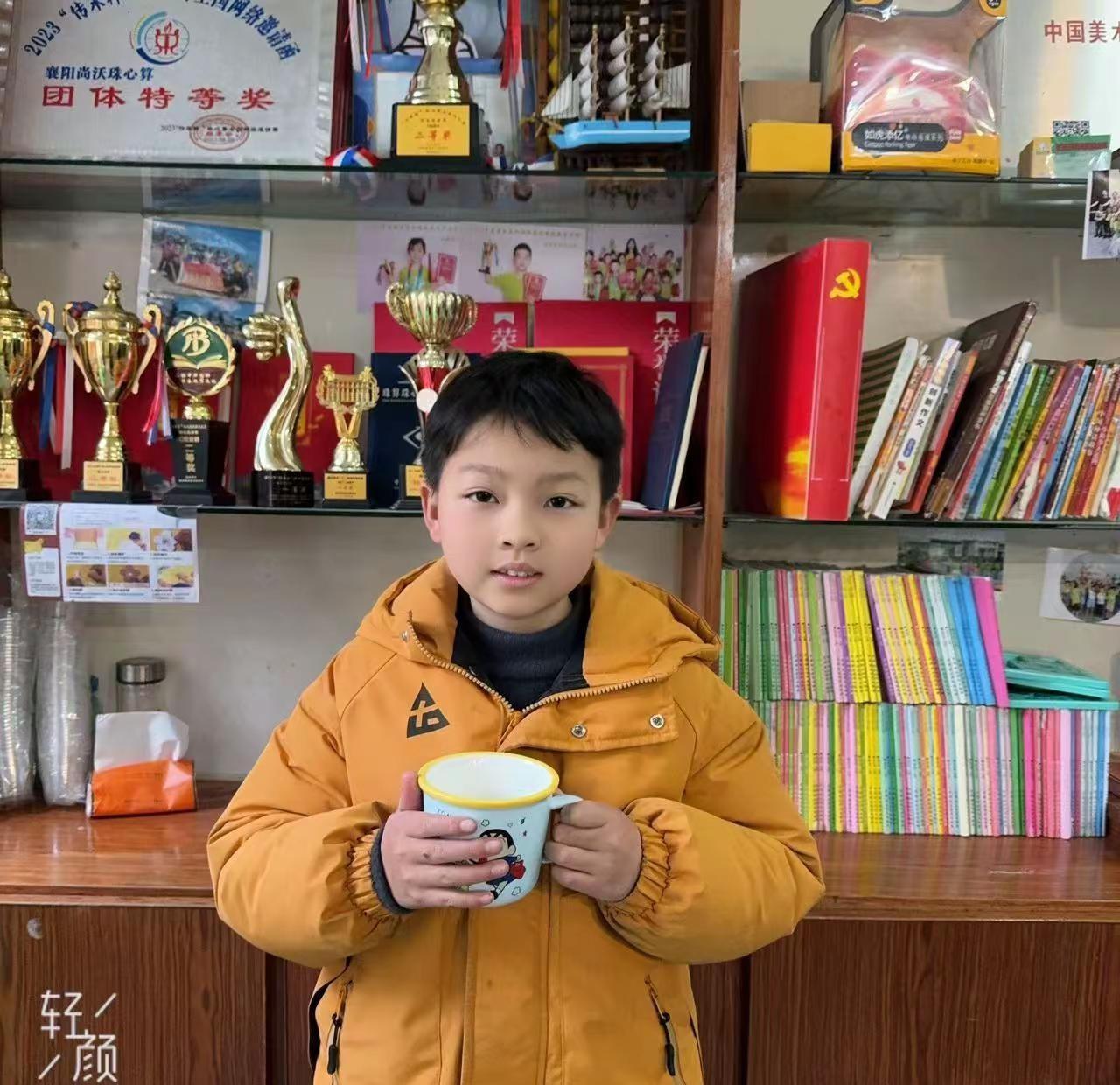 新年抓马游戏！把好运抓回家，把福气抓回家，把学业有成带回家！