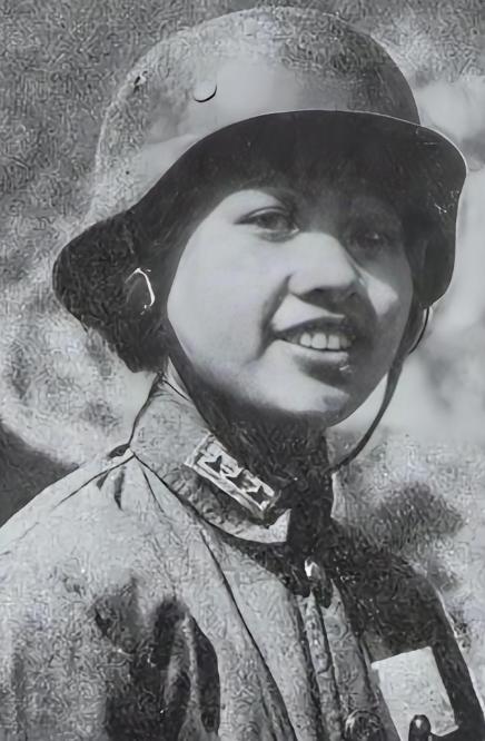 1942年野人山突围后，远征军有一名女兵走了出来，廖耀湘听闻后十分震惊，特意亲自