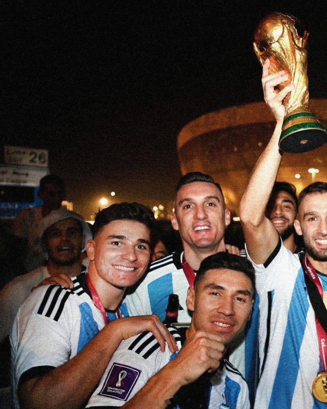 河床一晃又要四年啦！2022卡塔尔世界杯冠军里的河床人 