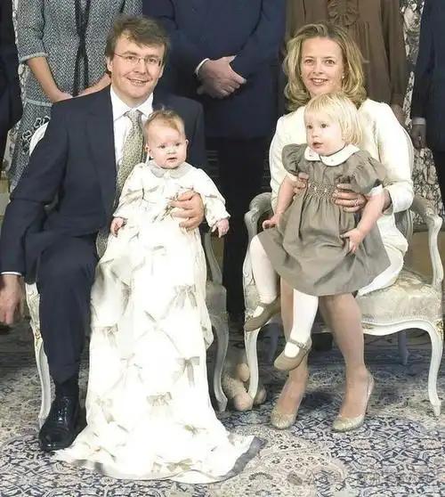 宁愿放弃王位继承，也要跟妻子在一起。

荷兰王子被认为是世界上最浪漫的王子之一。
