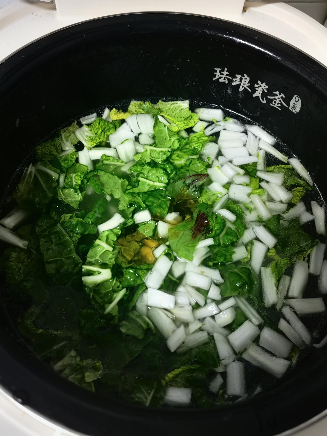 说真的，我都有点羡慕老公单位那个男同事了。人家那日子，除了工作，剩下的全是自我健