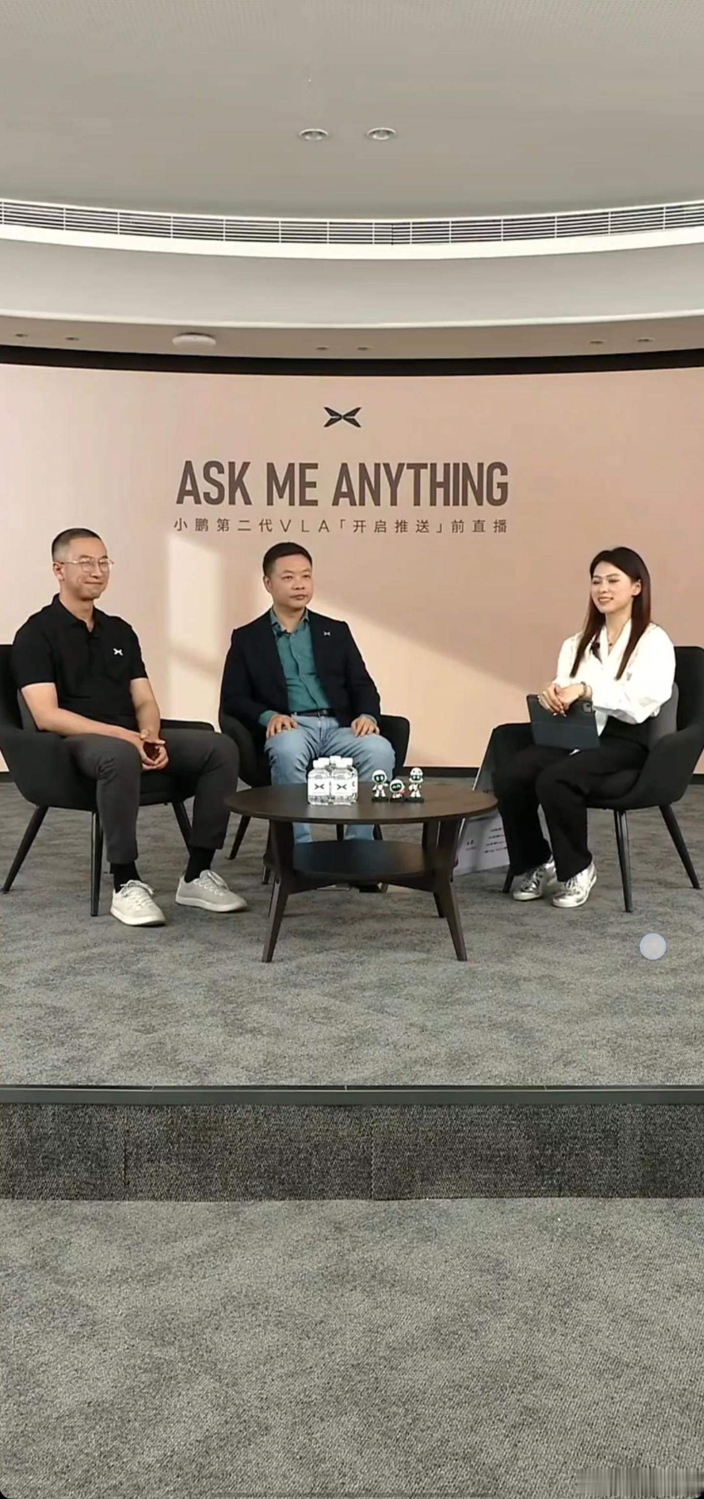 在刚刚结束的小鹏直播里， 何小鹏正式官宣小鹏第二代VLA智驾3月19日起分批推送