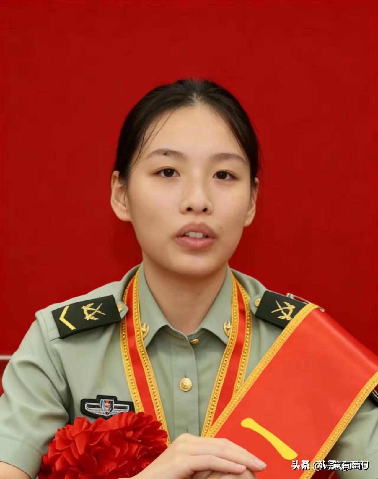 23岁的女兵蒋义帆最近在国际赛场上可真是让人骄傲！这位来自广西的壮家姑娘，用整整