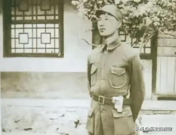 1938年罕见争执！杨成武舍不得主力团，当众和邓华争吵，一人表态定乾坤
 
抗战