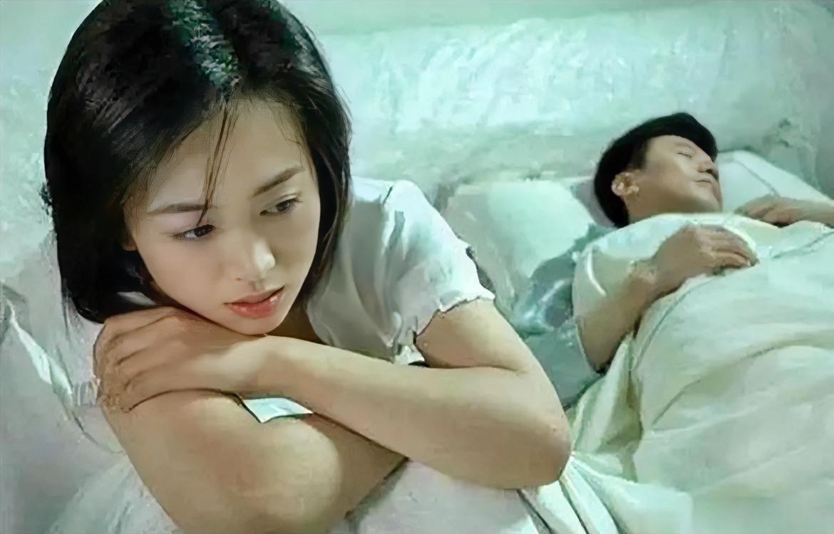 为什么很多女人容易被pua？

说一个反常识的想法：真不是对方有多厉害，对方如何