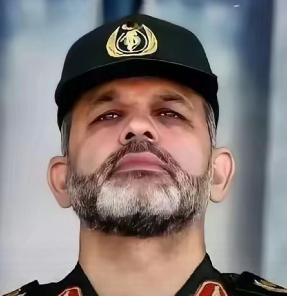 伊朗革命卫队明确宣布了！
2026年4月12日，伊朗革命卫队突然扔出一颗重磅炸弹