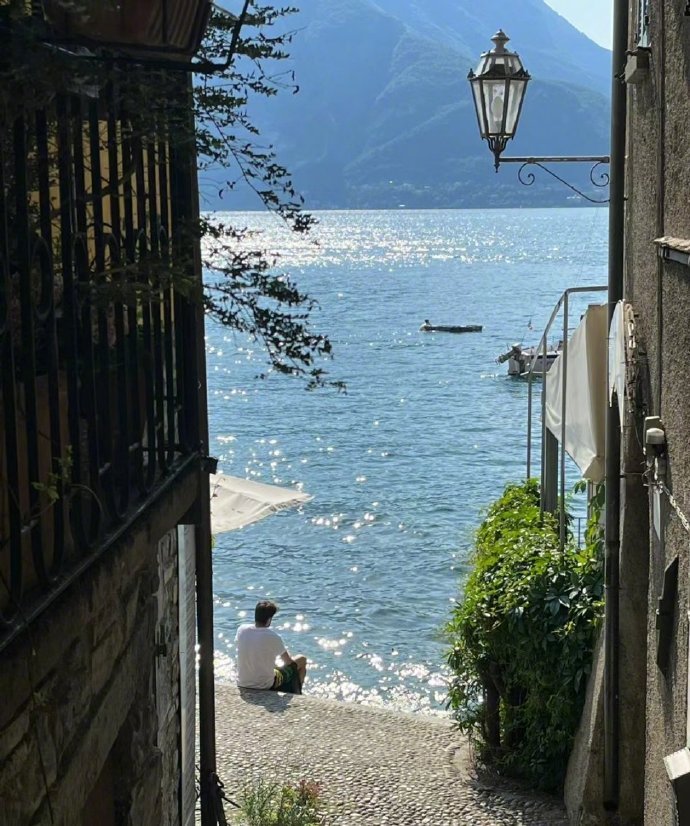 科莫湖的夏天 