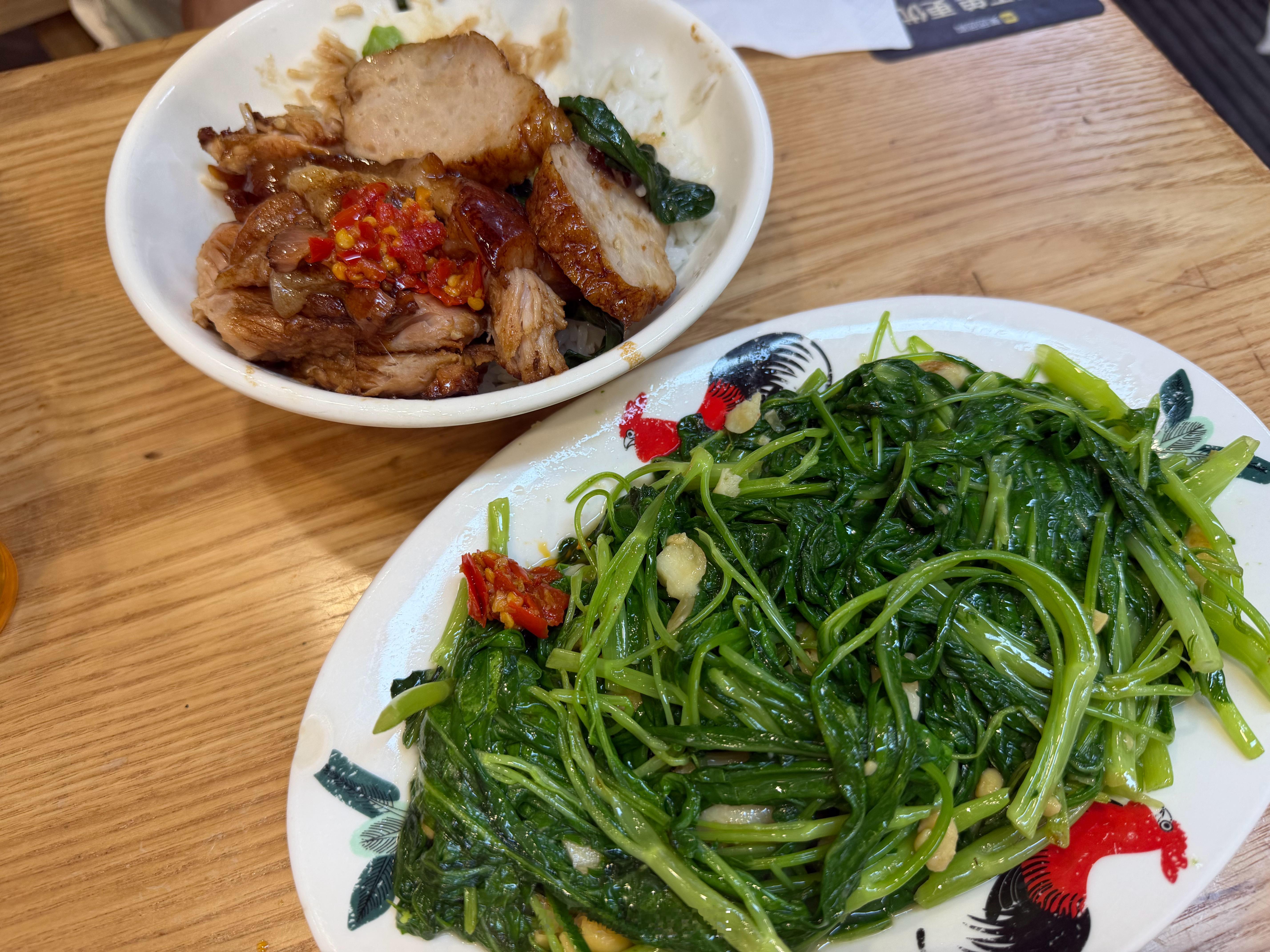 一碗隆江猪脚饭！完美的练后餐[允悲][允悲] ​​​