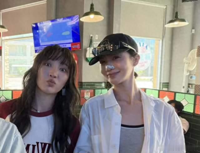 离谱！金晨孟佳海外游学，刚交学费学校直接倒闭