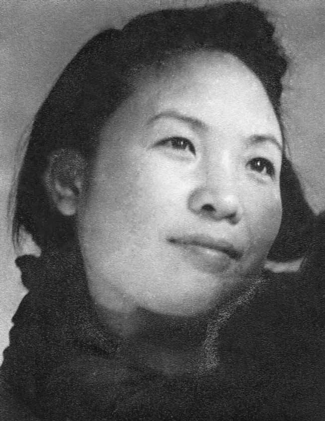 [微风]1985年，作家陈布文发现相伴50年的丈夫移情别恋自己的干女儿后，以绝食