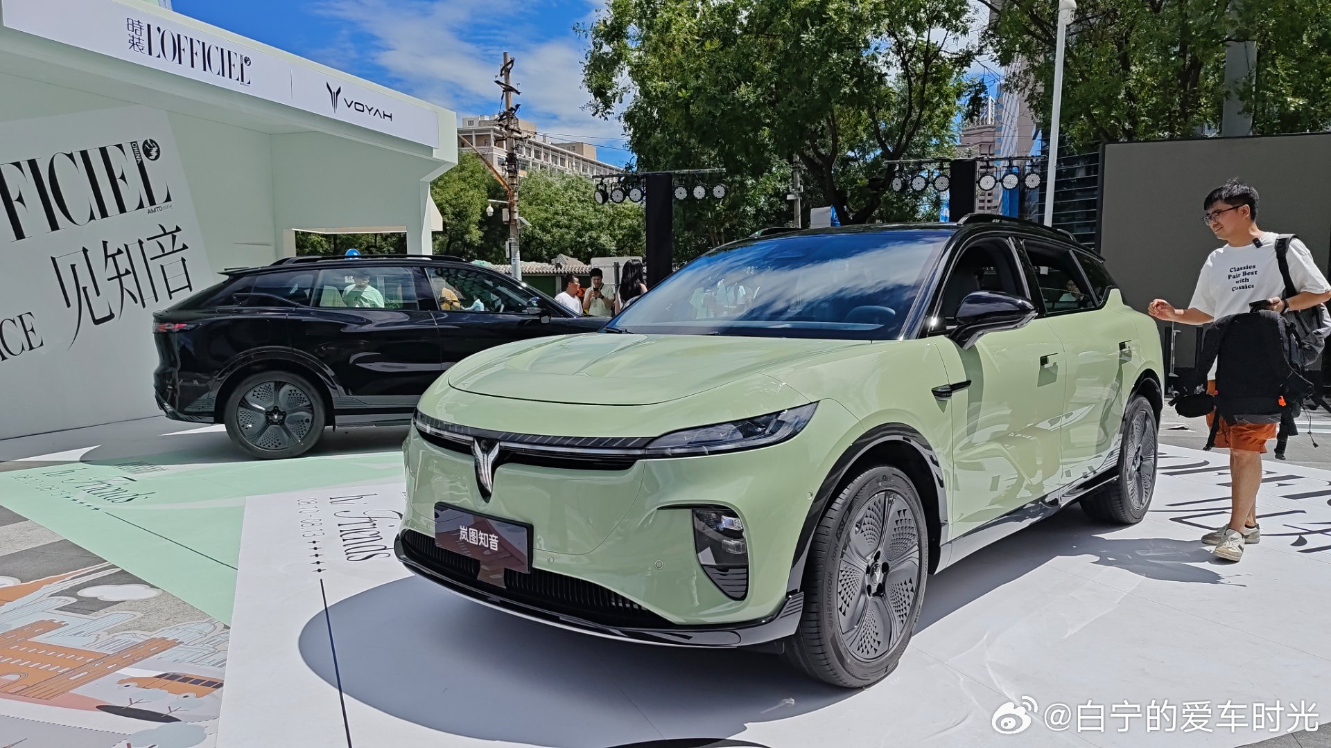 岚图知音，岚图的新款SUV定位ModelY的市场空间。空间宽大，得房率71%。颜