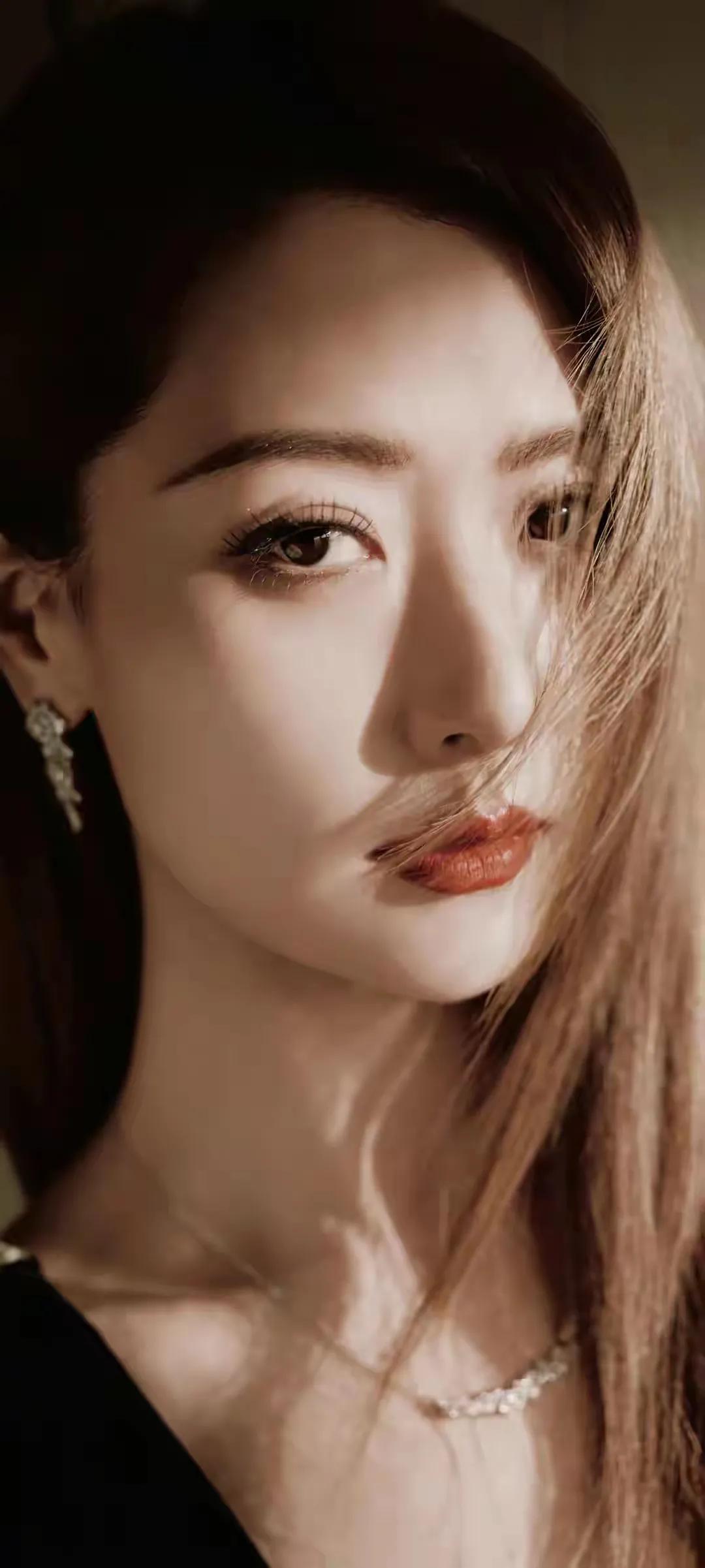 美女的美丽体现在何处呢？你见过最好看的姑娘美到什么程度 气质美女 宇宙有没有边