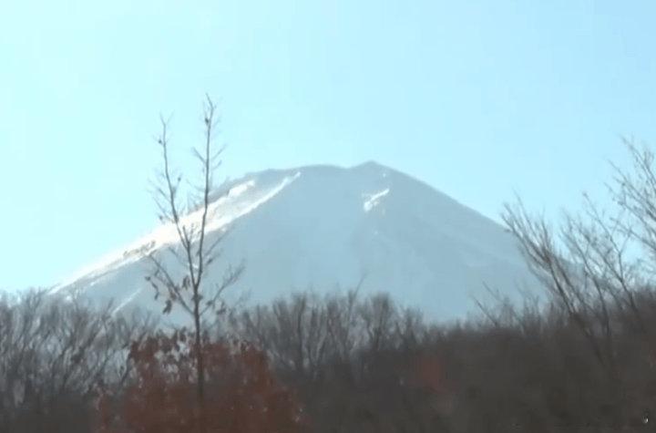 已沉睡300多年的富士山，近期被监测到周边地质活动频繁，能量堆积已到极限？---