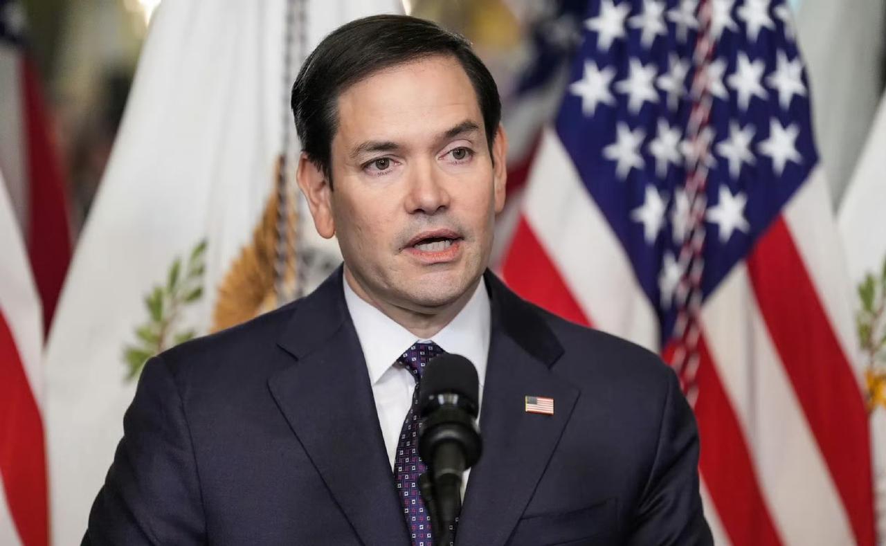 美国务卿鲁比奥表示，美国抓捕委内瑞拉总统马杜罗的行动表明，世界上任何人都不应该和