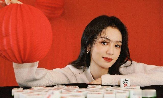 影视寒冬里，二番的竞争都特别激烈。王楚然今年作品一部接一部上，要是这波没冲出来，