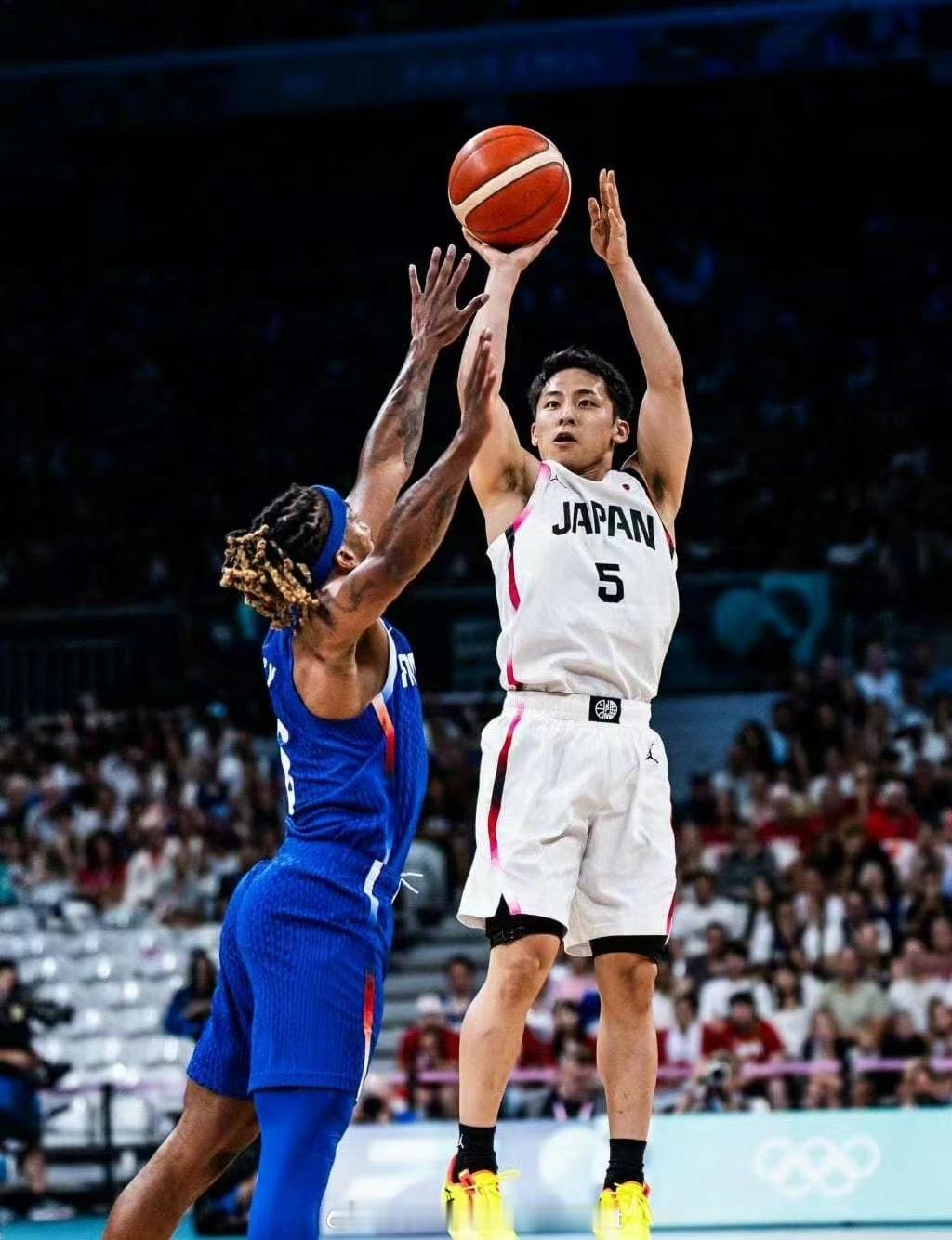 河村勇辉计划于9月份和灰熊签下一份Exhibit10合同，然后参加训练营，目标是