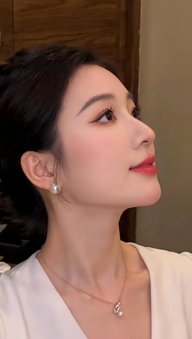 AI清透生活照 ai创作