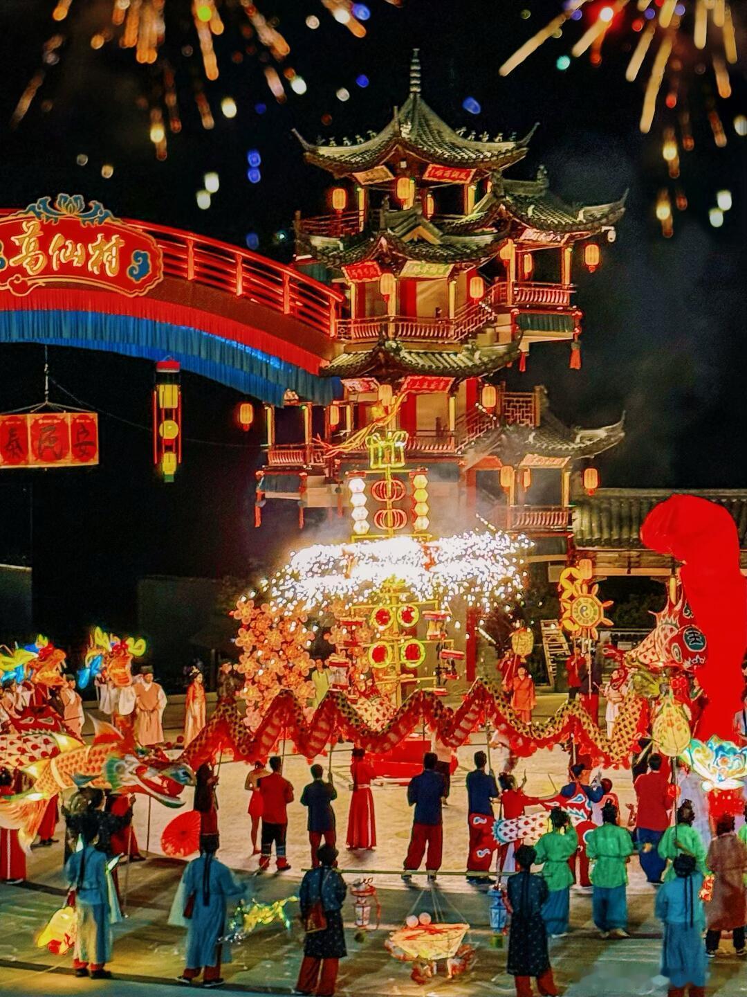 外国人这口才不去学相声可惜了被外国友人在上饶非遗现场的反应圈粉了！从一脸好奇到彻