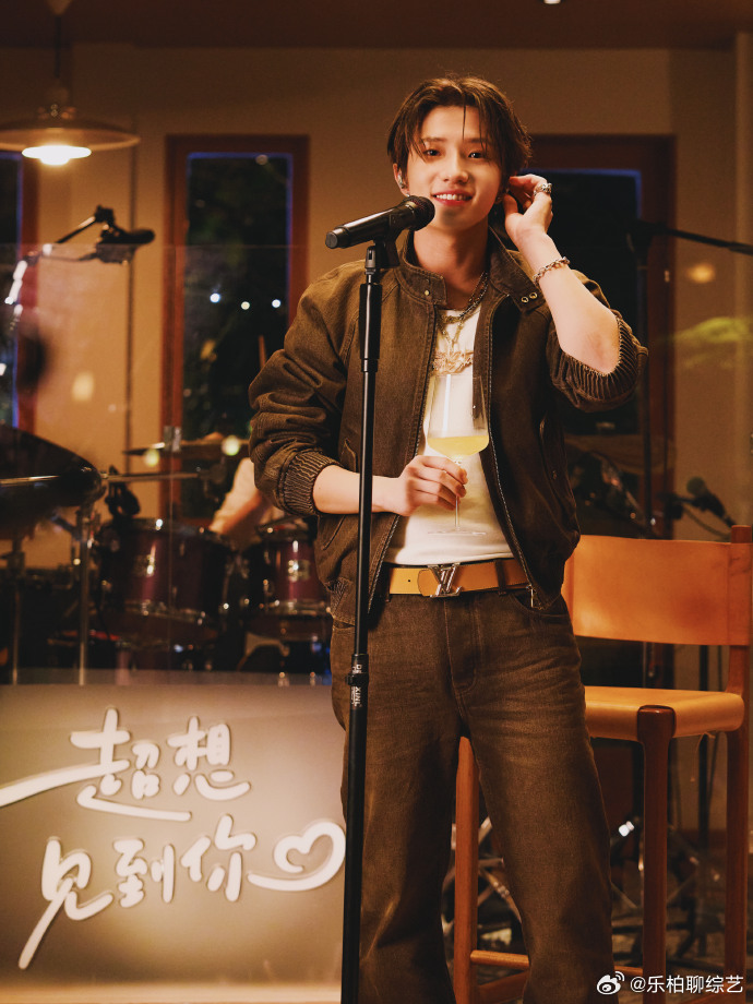 王一珩做饭超好吃的主厨  哈哈哈王一珩做饭超好吃的主厨上线，拍出这么好的厨艺照，