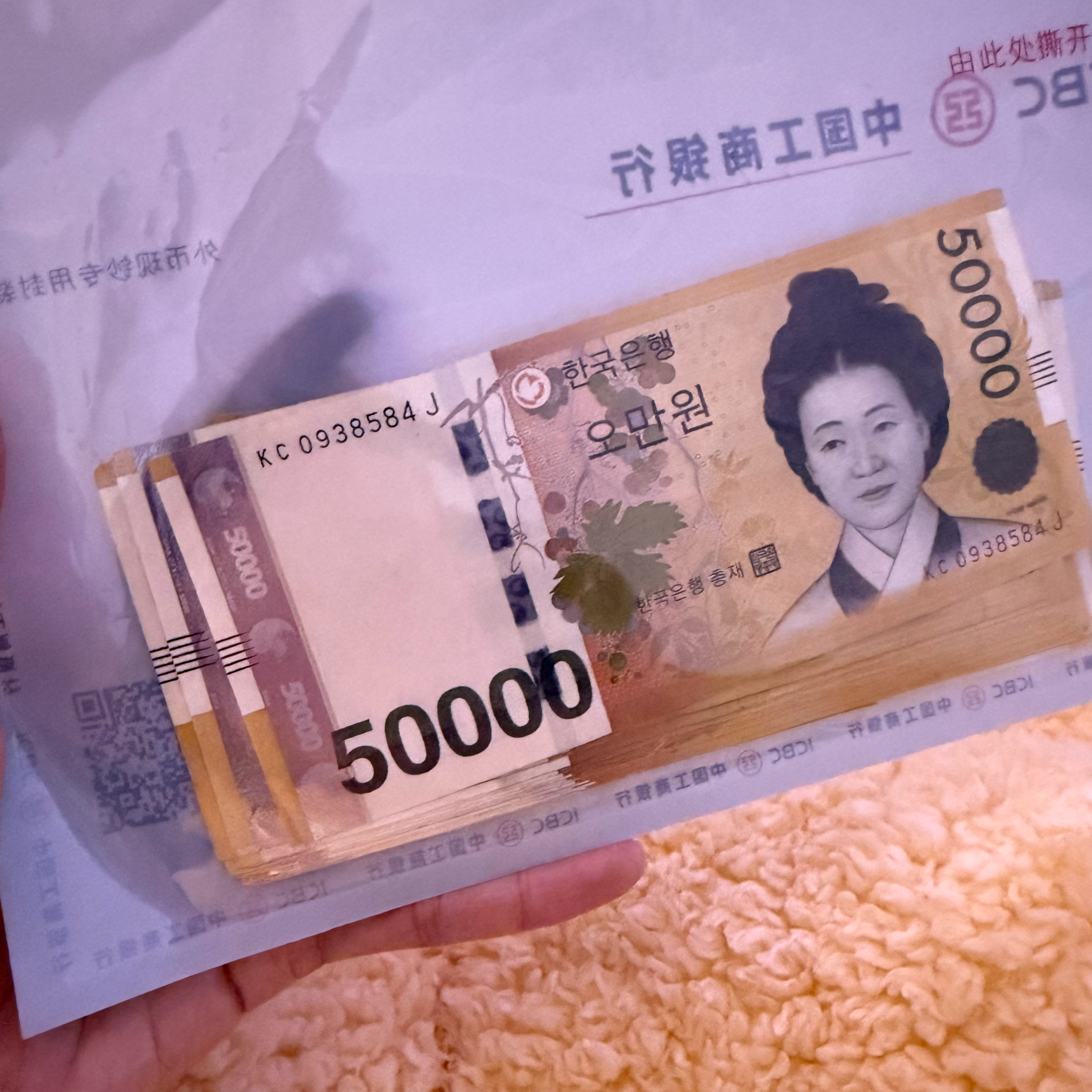 家人们，韩国有没有什么必买的东西～～！韩国旅游