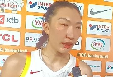 八强战遗憾落败！中国女篮61-90不敌法国，冲击世界杯四强梦碎！
       