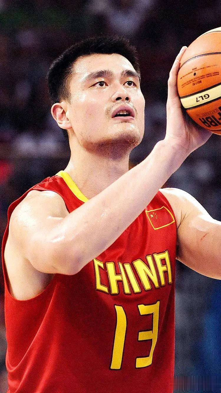 中国男篮历史十大最强中锋:
第十名 唐正东
第九名 韩德君
第八名 周琦
第七名