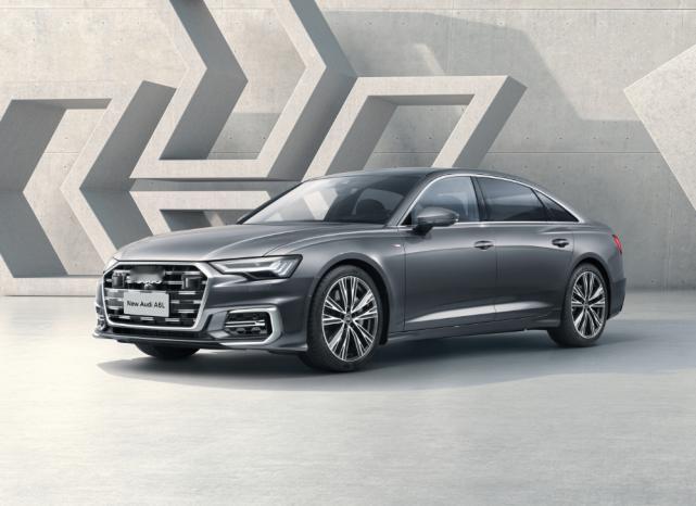 2024款55 TFSI quattro尊享动感型，提车时，在厂家三年10万公里