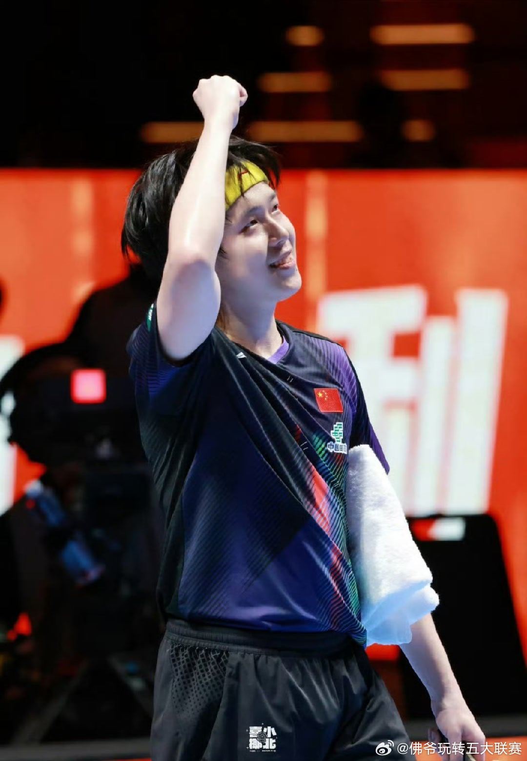 绝境独苗！王楚钦4-2逆转勒布伦晋级8强，15-13决胜局守住国乒最后火种202