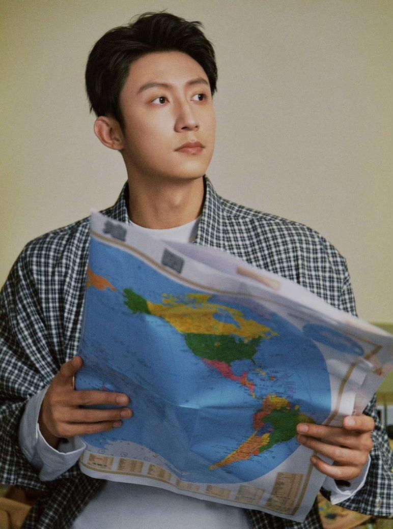 人家一有新动态就出来蹦跶，都多少年了还揪着不放，路人真的看得心累，能不能别再纠缠