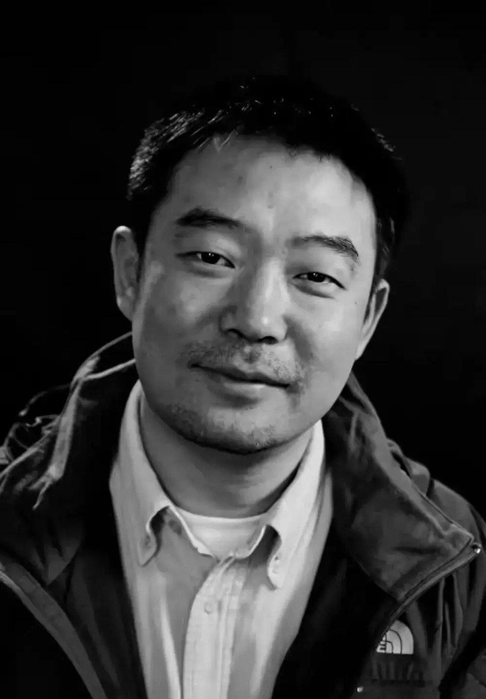 这是今天娱乐圈最悲痛的事！4月11日，娱乐圈里一整天都静悄悄，没想到中午刚过，一