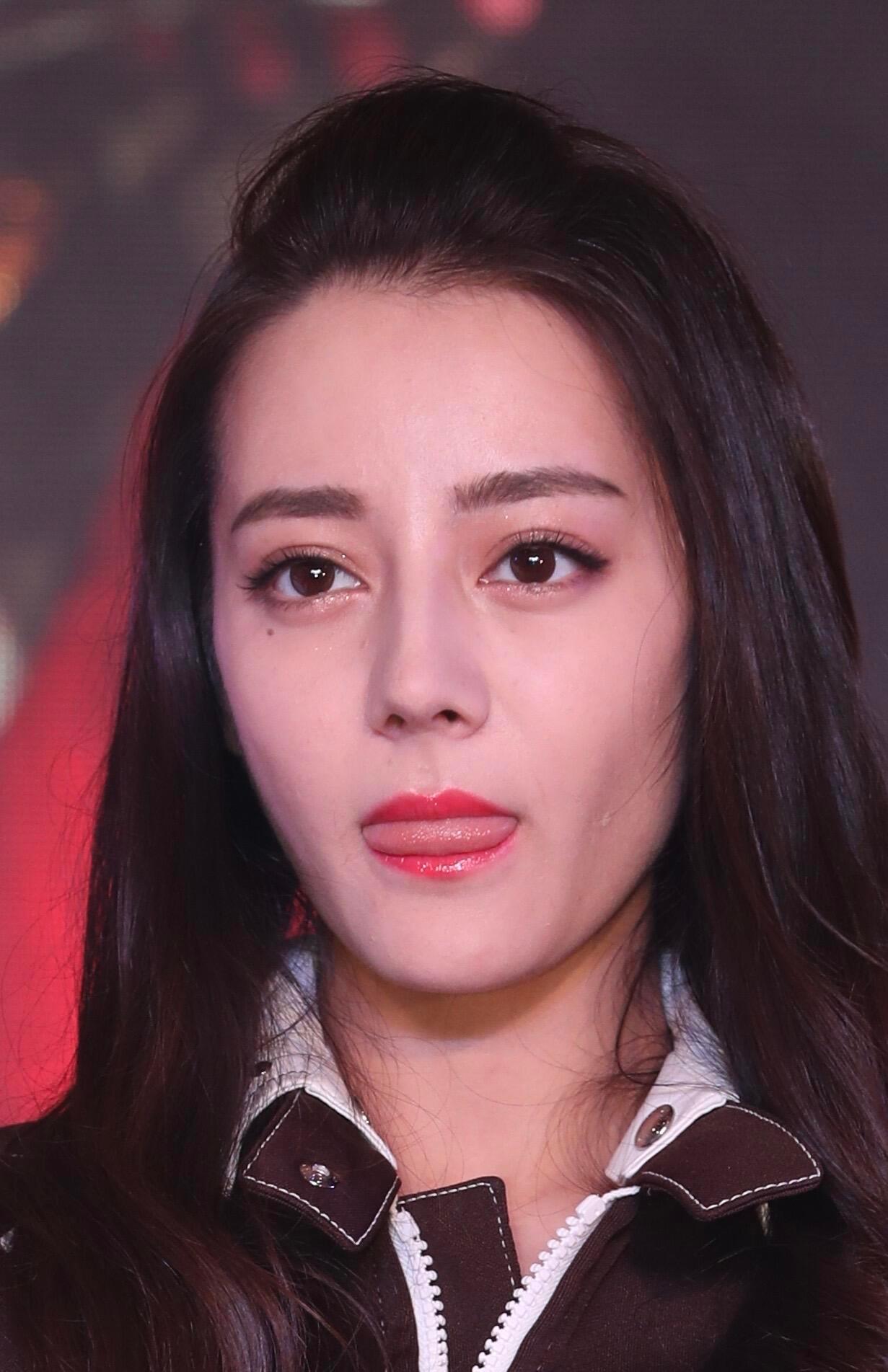 迪丽热巴早期 可可爱爱古灵精怪 可爱 ​​​