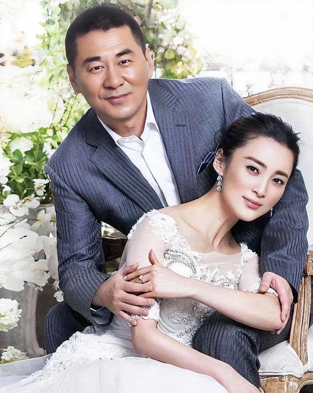 蒋勤勤曾经说:“我拍戏的时候也会遭受到他人的指责，有时候会喋喋不休的指责很长时间