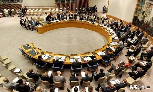 这样的安理会还有存在的必要吗？那么明显的帮美国，打压伊朗，干脆不要叫安理会了，叫